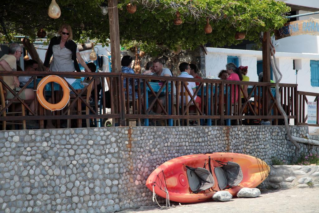 Paralia Guest House Agia Roumeli Exterior foto
